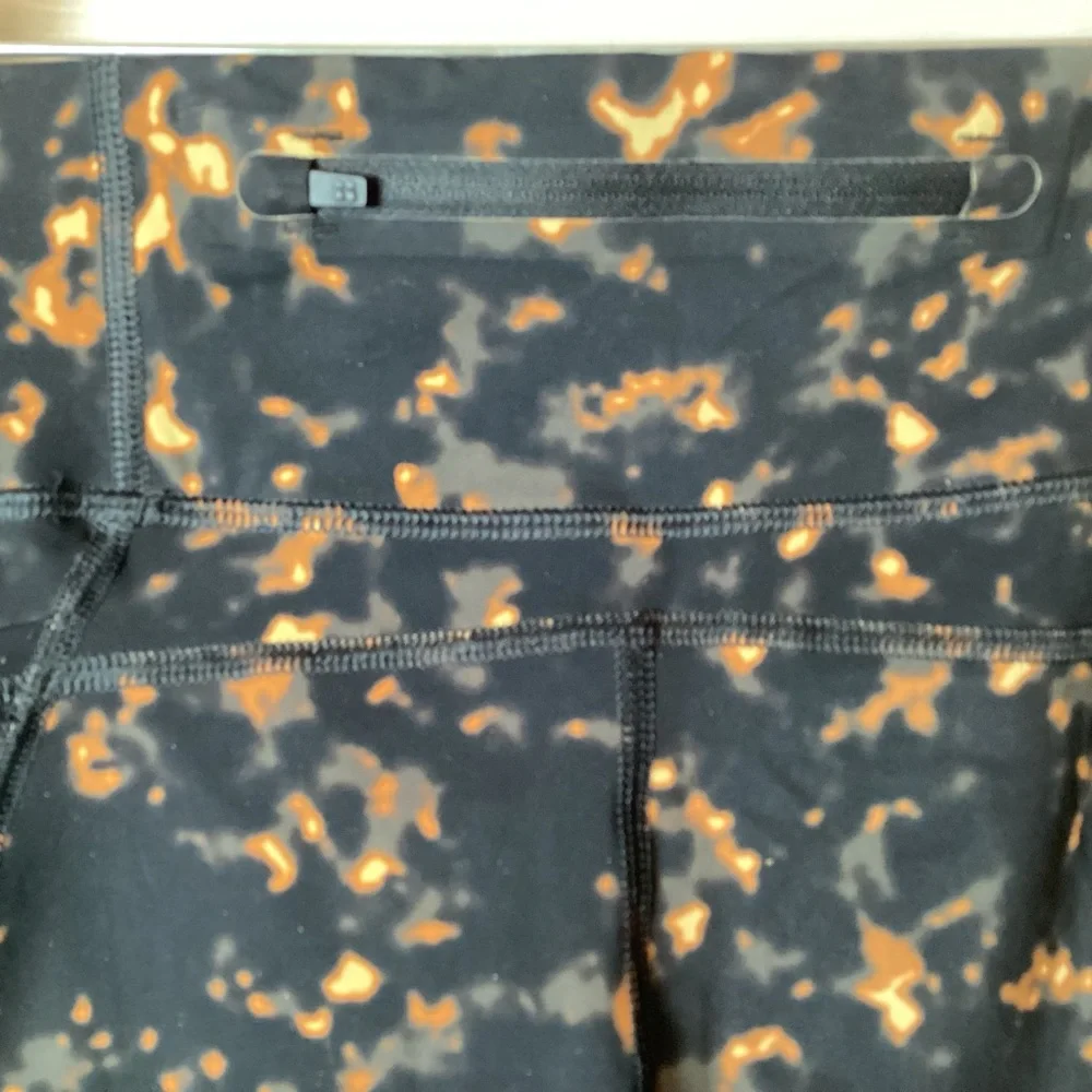 Sweaty Betty NWT The Zero Gravity Brown Tortoise Shell 7/8 Leggings - M